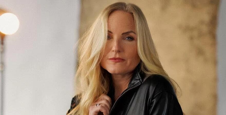 Kerry Ellis - Rock Anthems
