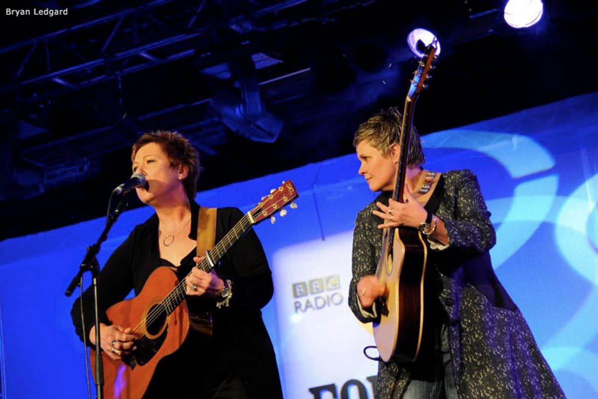 Chris While Julie Matthews